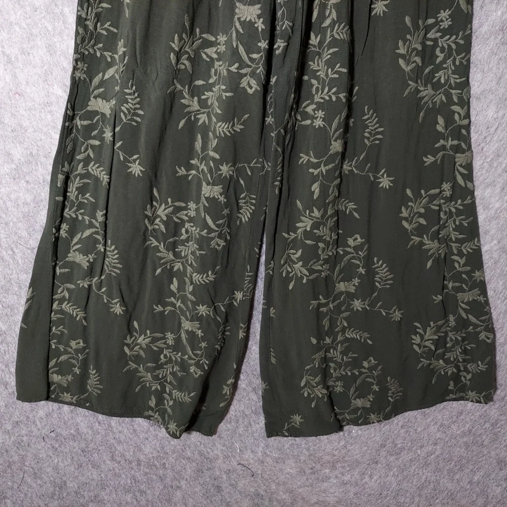 GUESS Outfit Women M Floral Embroidered Off Shoulder Top Pants Wide‎ Leg Smocked